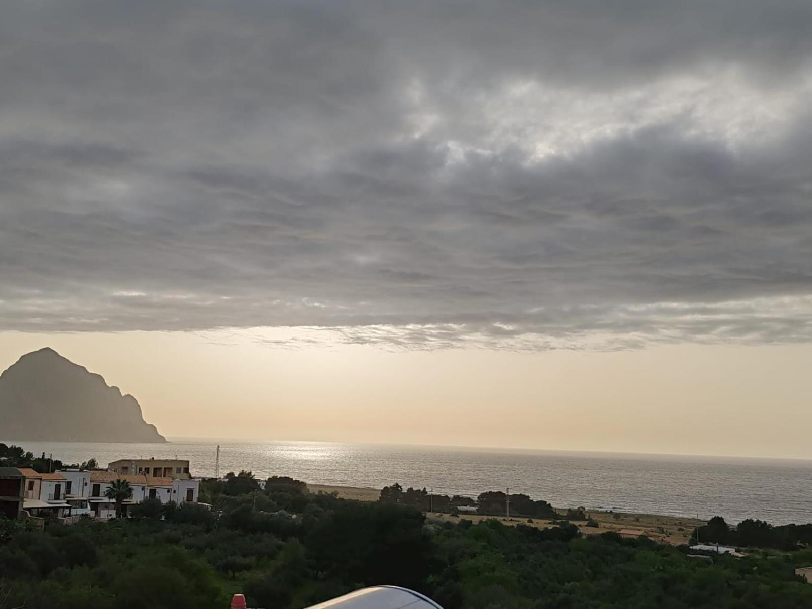 La Vecchia Badessa A Due Passi Dal Mare Apartamento Macari Exterior foto